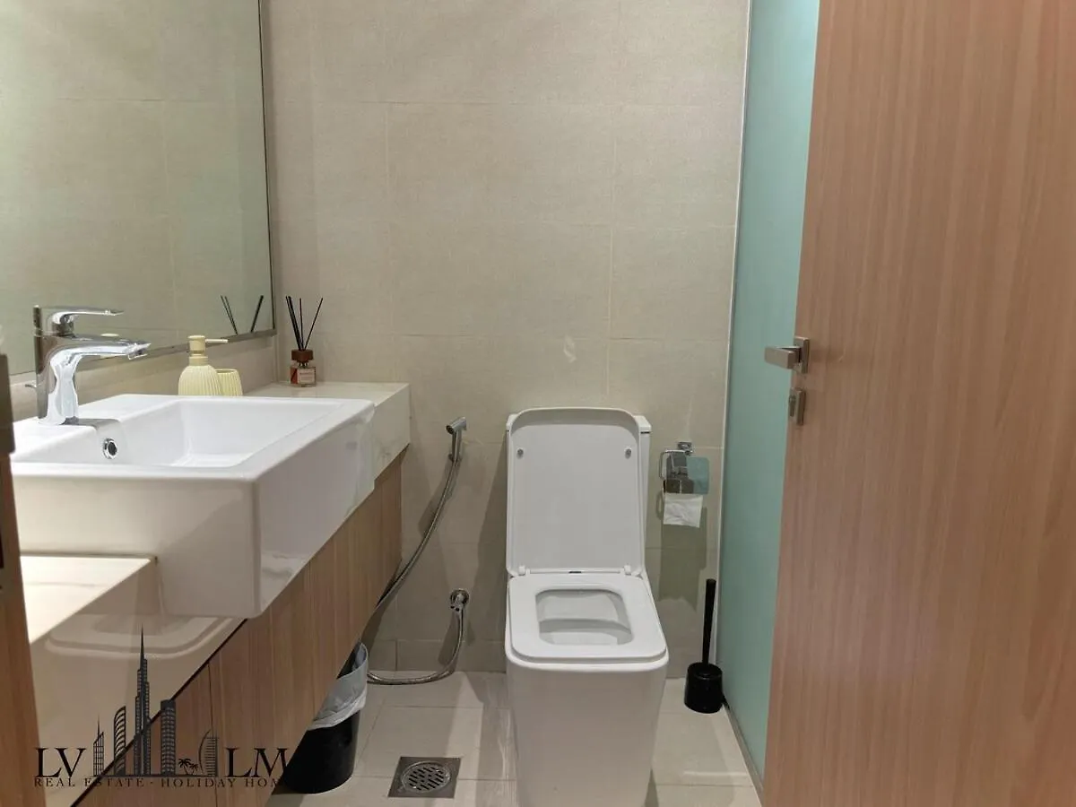 1 Bedroom In Azizi Riviera 17 迪拜 公寓